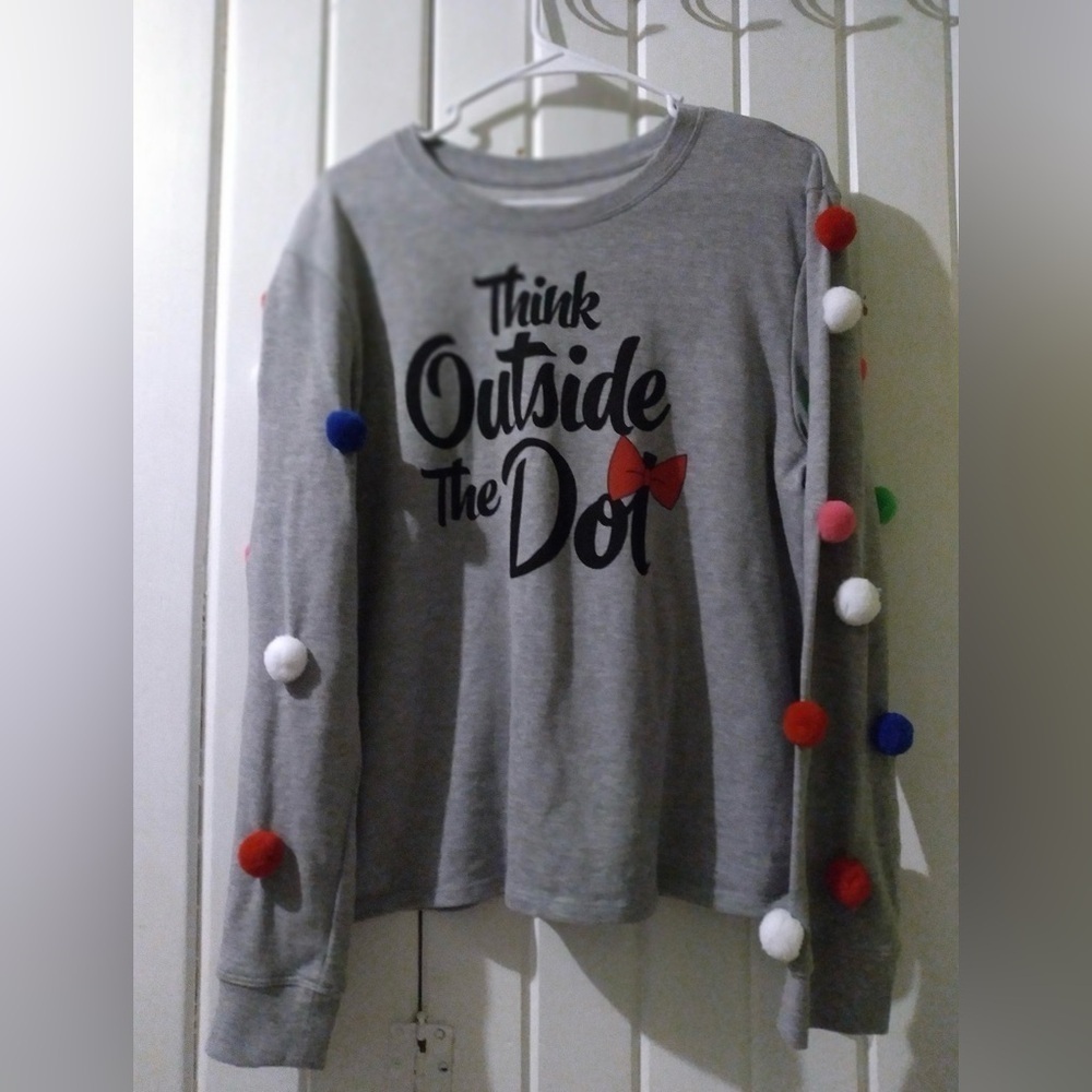 Disney Parks Minnie mouse dot sweatshirt X-large NWT
